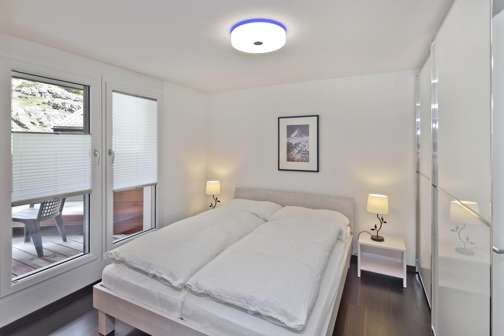 Casa Collinetta 2 Apartment Цермат Стая снимка